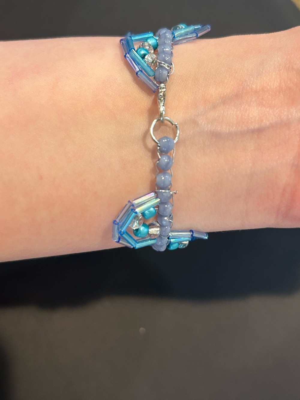 Handmade Beaded Blue Ocean Spiral Bracelet - Picture 5 of 8